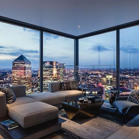 Skyview Waterside City Luxury Apartment London Bagian luar foto
